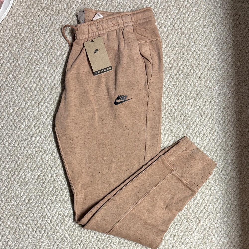 *NWT* Nike Salmon/Beige Sweatpants